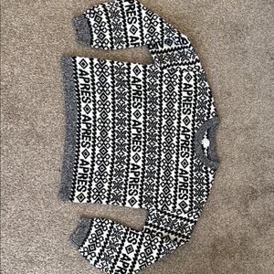 Black and White Patterned Women's Sweater